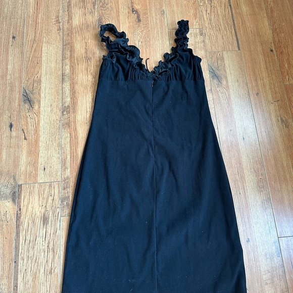 Beautiful black dress - Picture 11 of 11